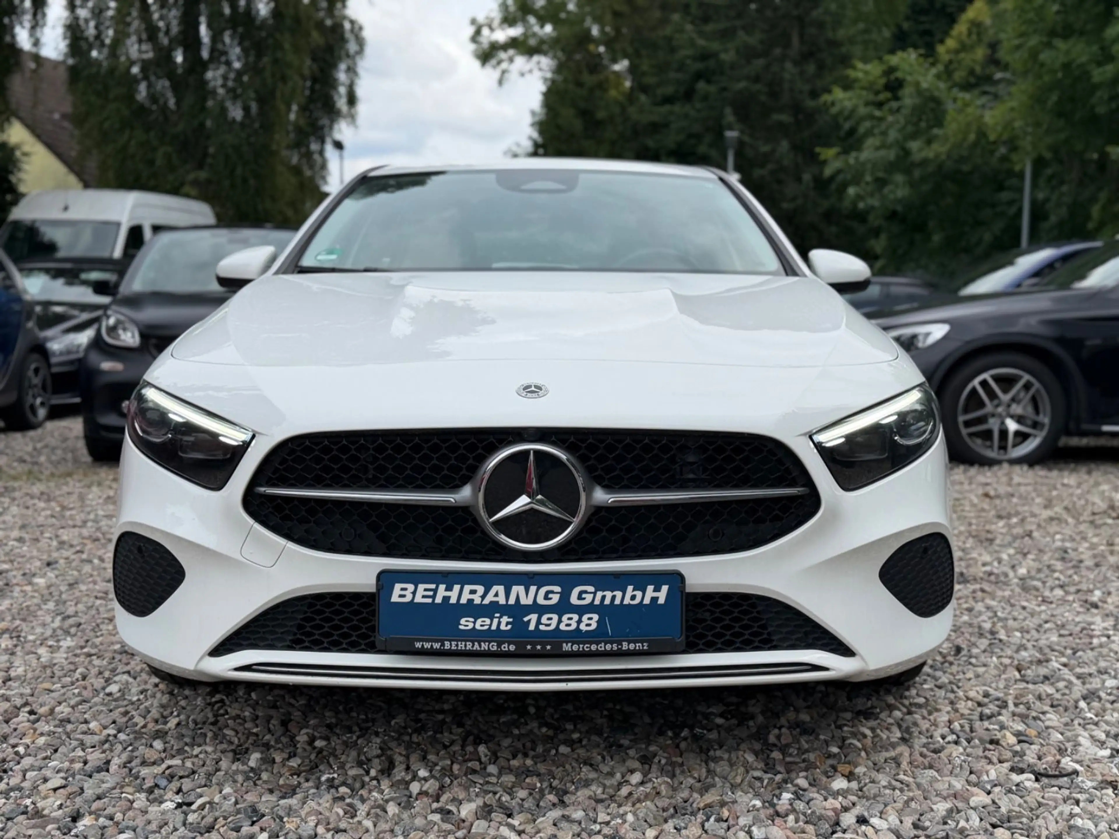 Mercedes-Benz A 180 A180d*AUTOMATIK*MULTIBEAM-LED*CARPLAY+NAVI* — photo 3