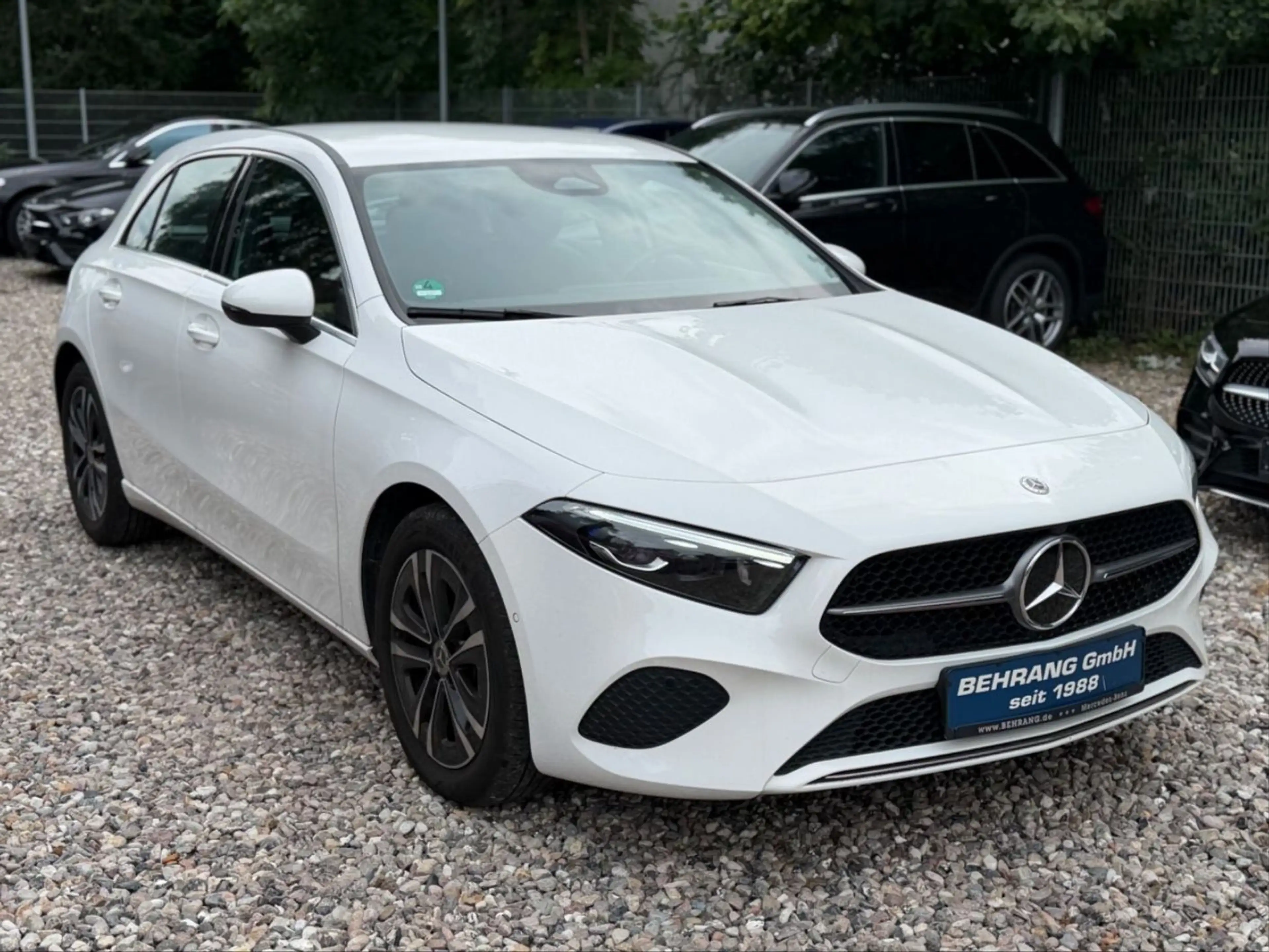Mercedes-Benz A 180 A180d*AUTOMATIK*MULTIBEAM-LED*CARPLAY+NAVI*