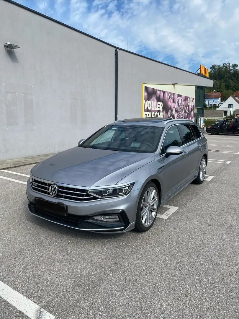 Volkswagen Passat Variant R Line Vollausstattung Grau - 1