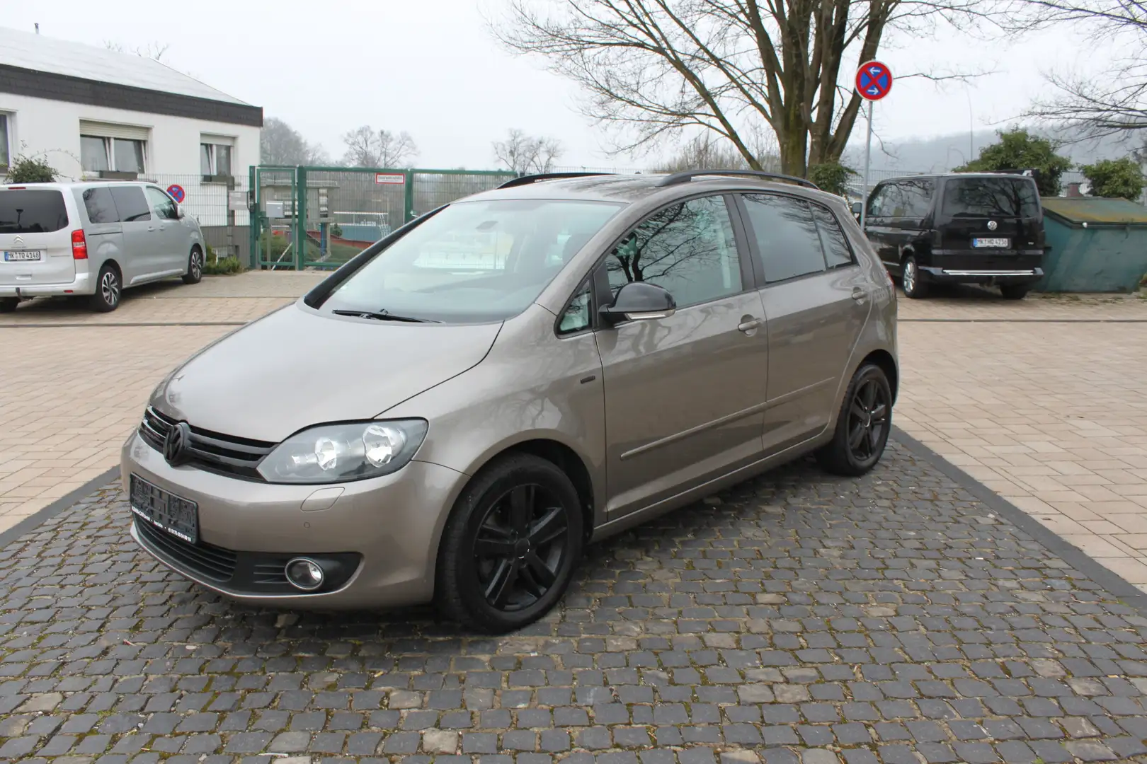 Volkswagen Golf Plus 1.4 TSI DSG MATCH/Klima/Alu/Tüv NEU. Braun - 2
