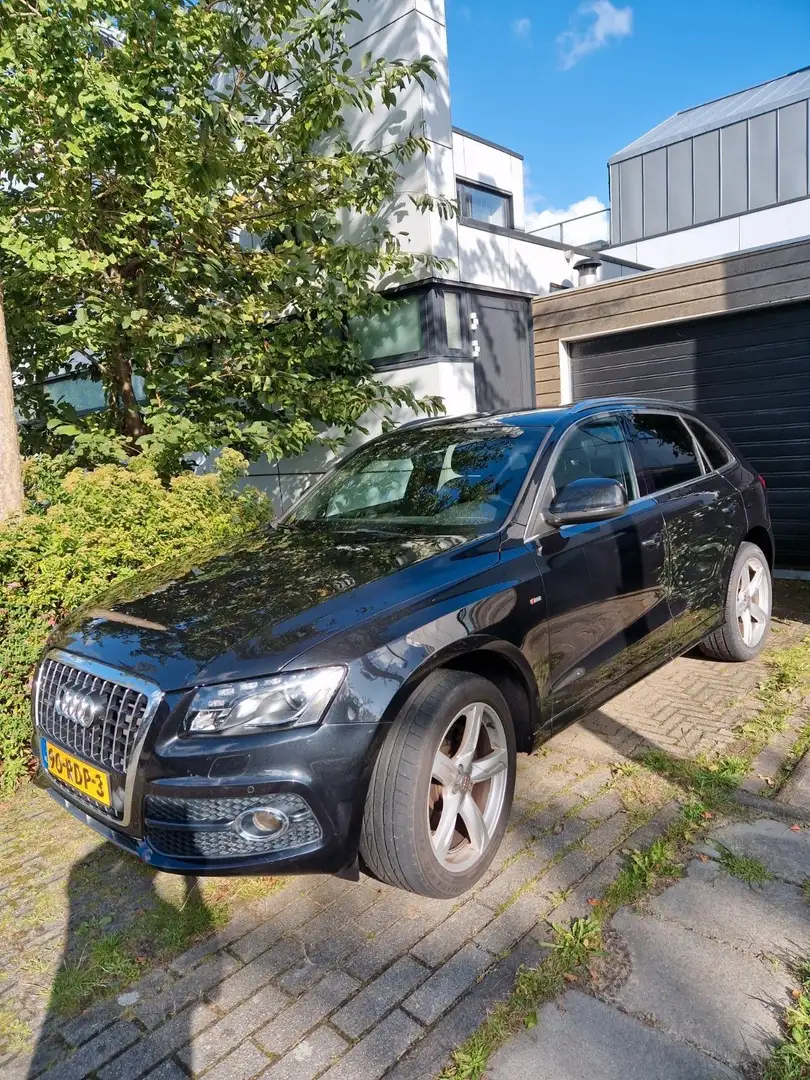 Audi Q5 3.2 FSI q. Pro Line Zwart - 2