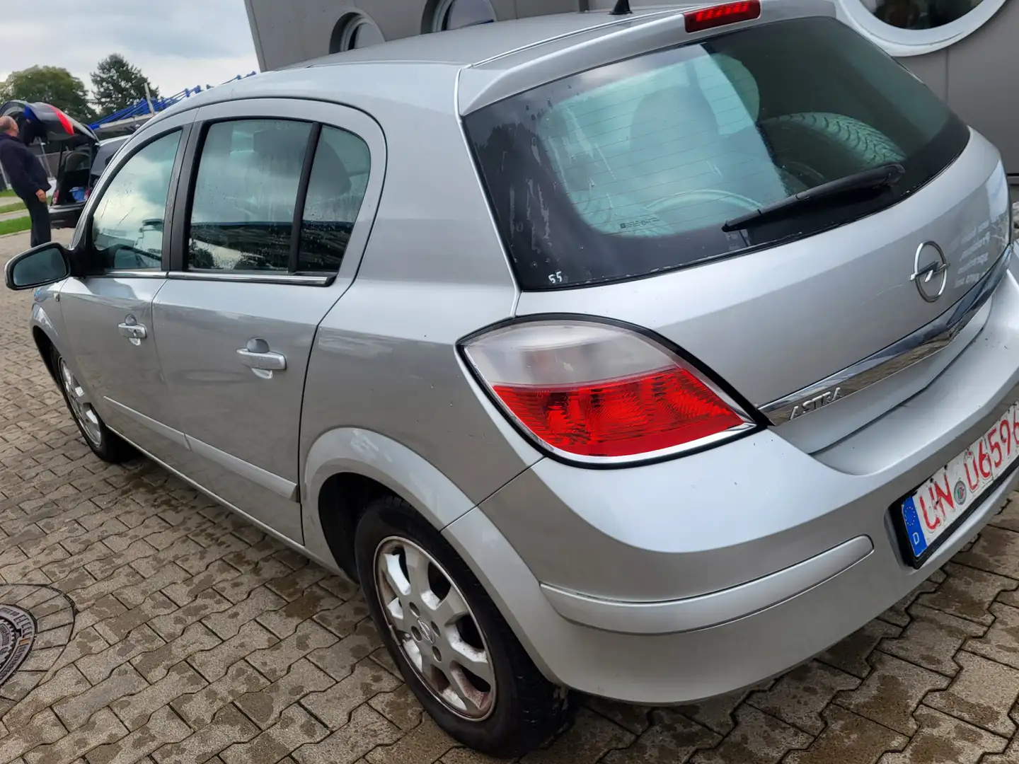 Opel Astra Astra 1.4 Edition Silber - 2