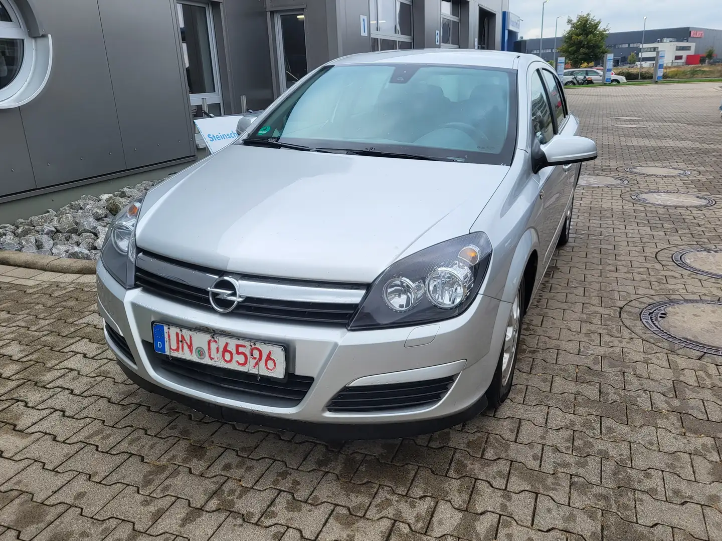 Opel Astra Astra 1.4 Edition Silber - 1