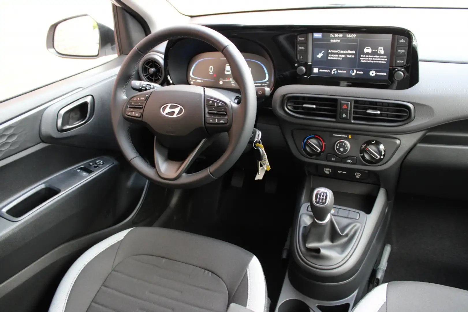 Hyundai i10 1.0 Comfort Wit - 2