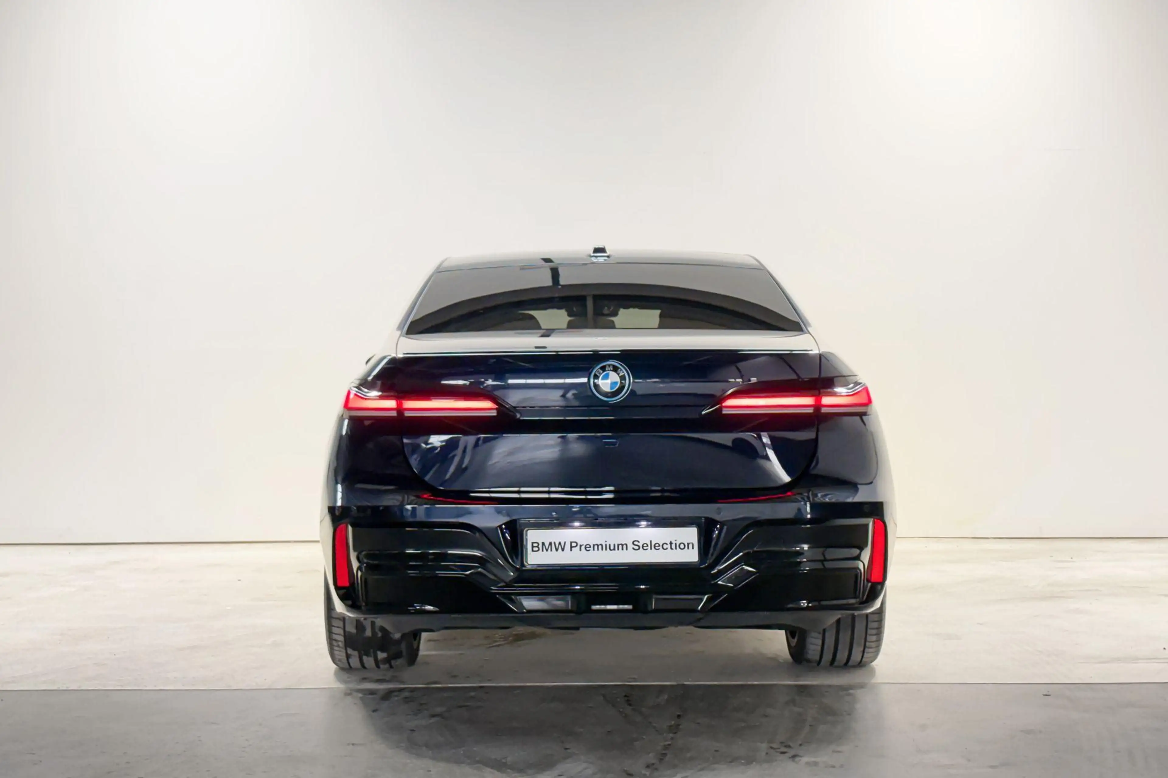 BMW i7 M70 xDrive 106 kWh M Sport | Executive lounge | En — photo 7
