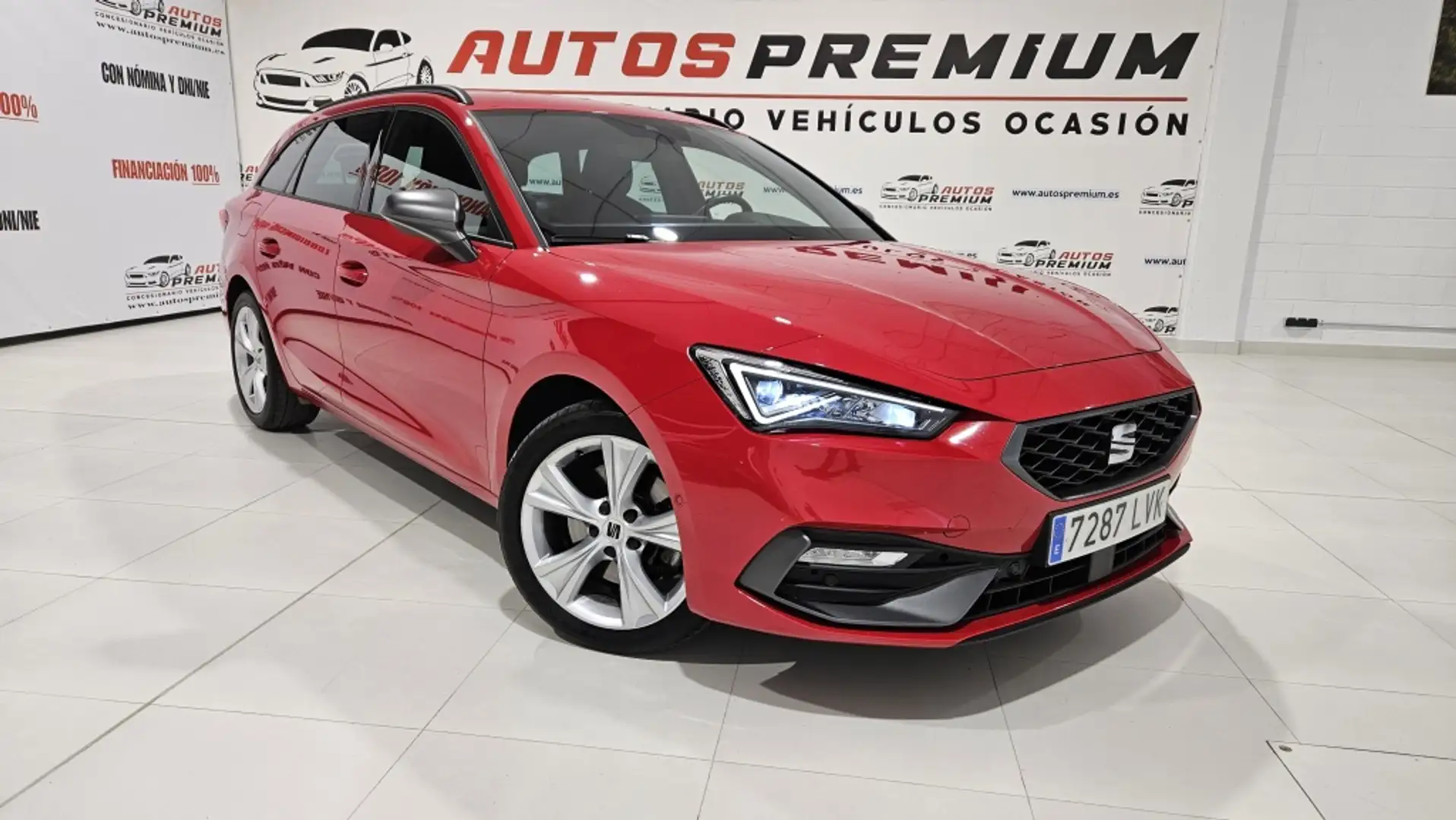 SEAT Leon ST 2.0TDI CR S&S FR Launch Pack L DSG-7 150 Rojo - 2