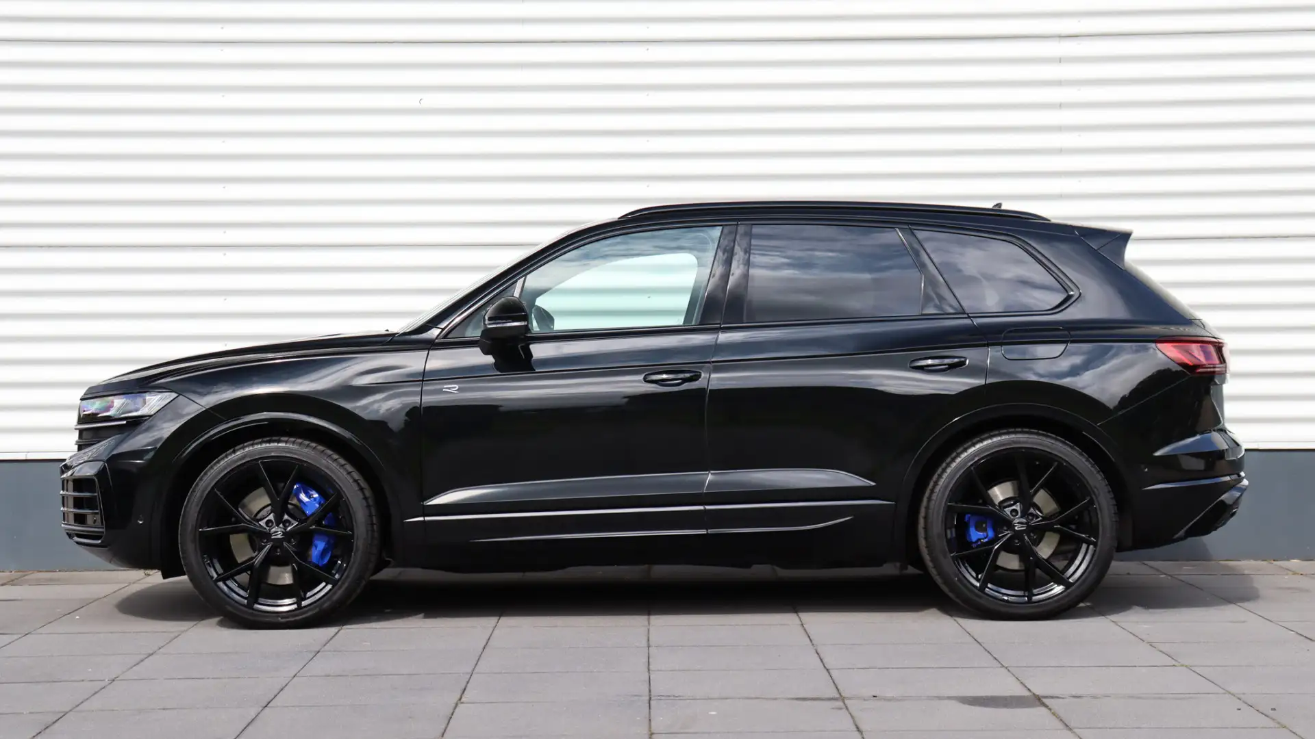 Volkswagen Touareg 3.0 TSi eHybrid 4MOTION R Edition | Stoelventilati Zwart - 2