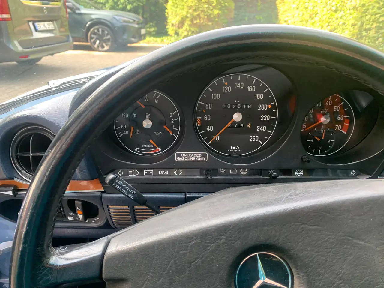 Mercedes-Benz 300 SL Cabrio R 107 - Bj. 1986, foto 6