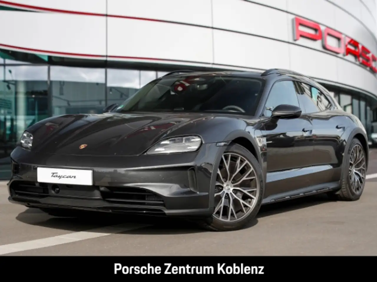Porsche Taycan 4 Cross Turismo