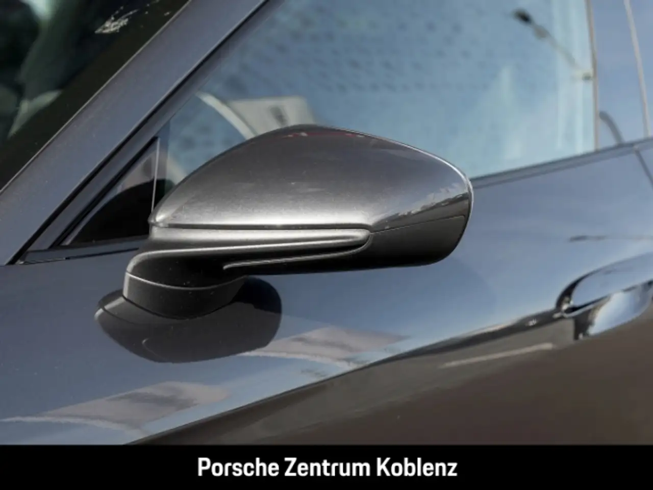 Porsche Taycan 4 Cross Turismo 9