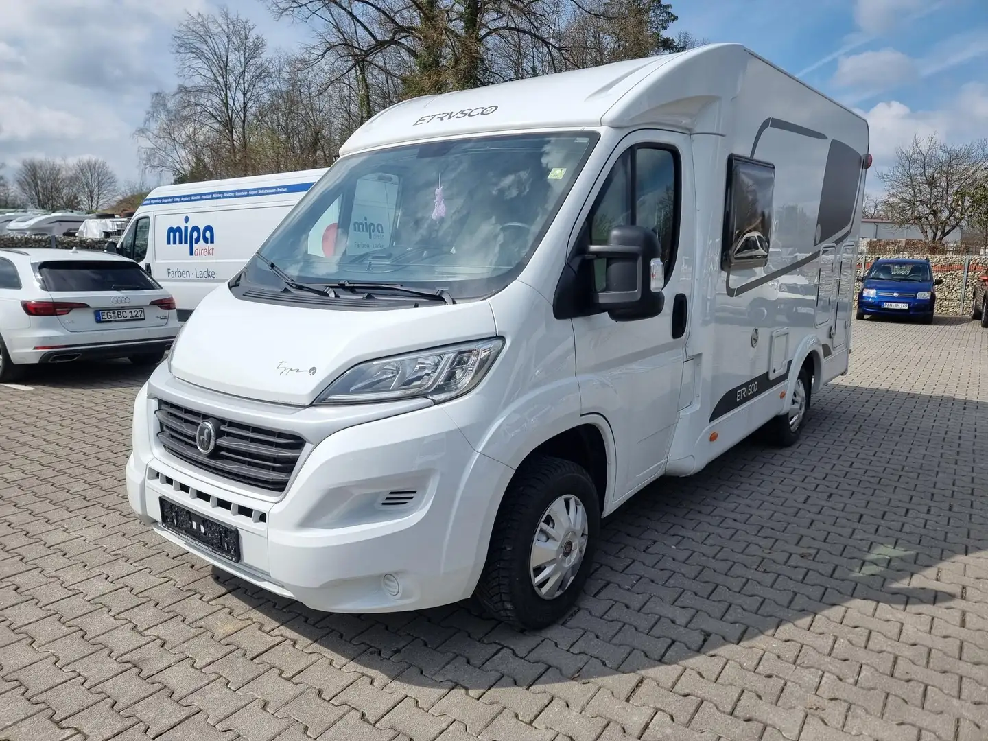 Etrusco V 5900 DB Etrusco | Paket All-in-One Rückfahrka... Weiß - 1