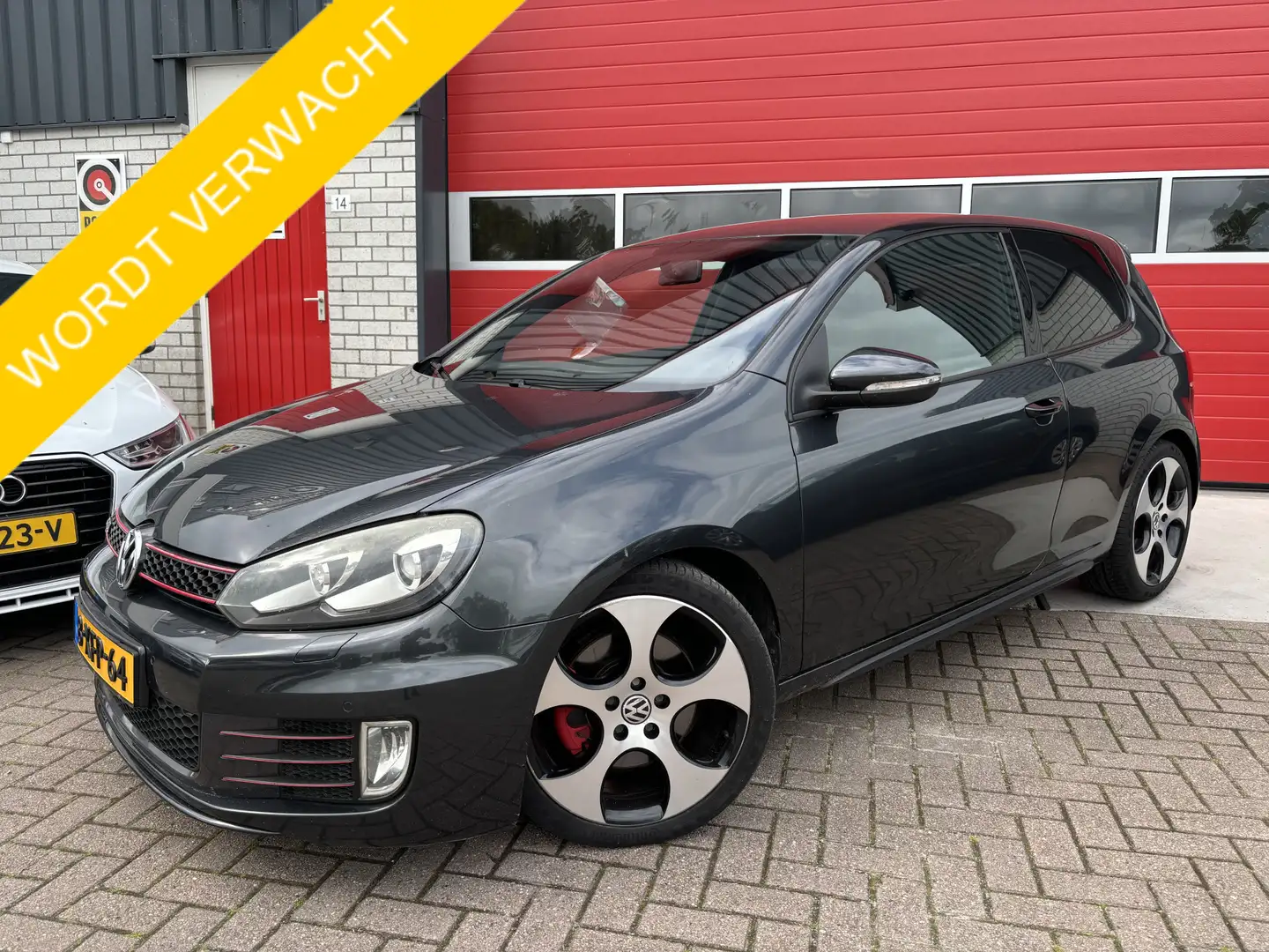 Volkswagen Golf GTI 2.0 XENON / LED ACHTER / TREKHAAK / STOELVERW / NA Grijs - 1