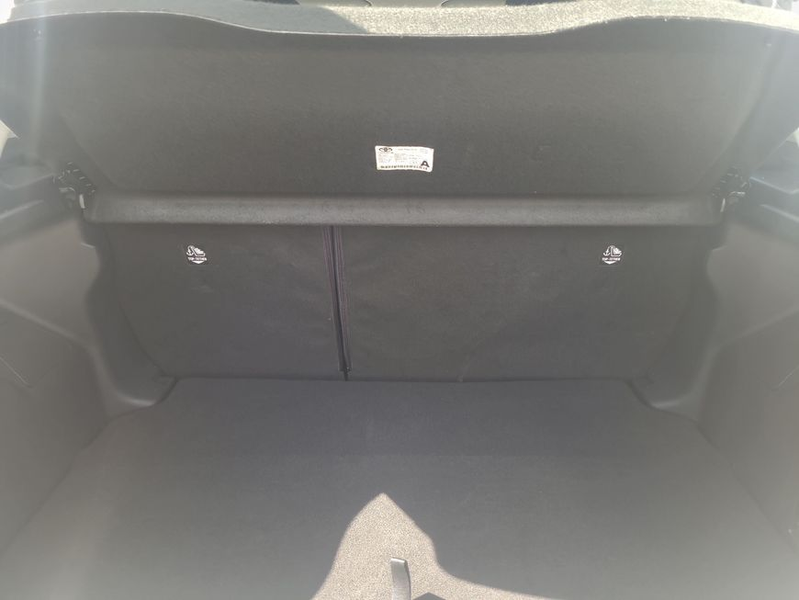 Toyota Yaris Hybrid 1.5 VVT-i Business Edition — photo 8