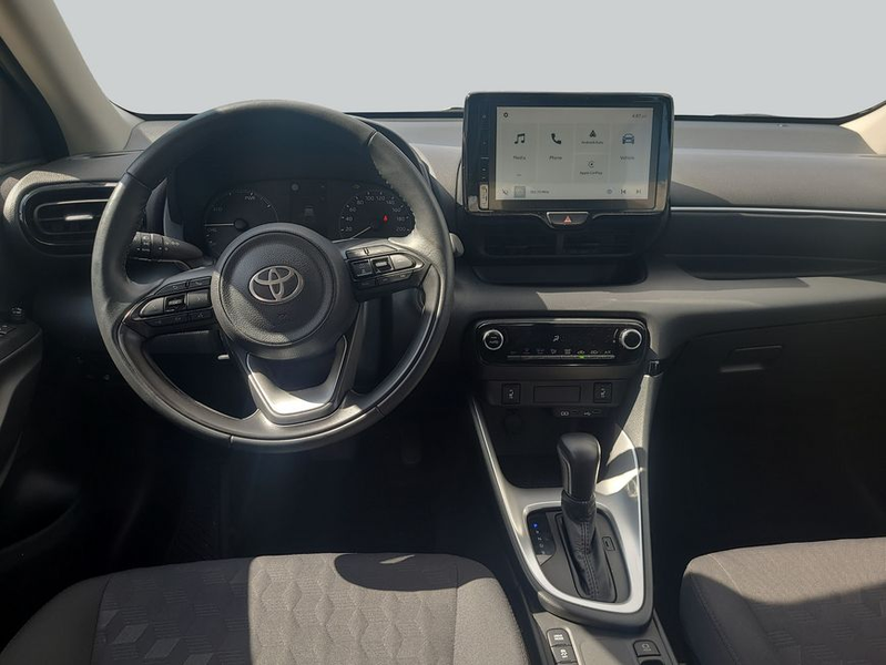 Toyota Yaris Hybrid 1.5 VVT-i Business Edition — photo 13