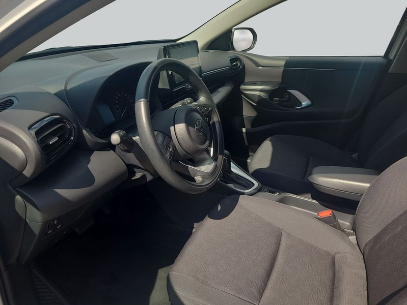 Toyota Yaris Hybrid 1.5 VVT-i Business Edition — photo 9