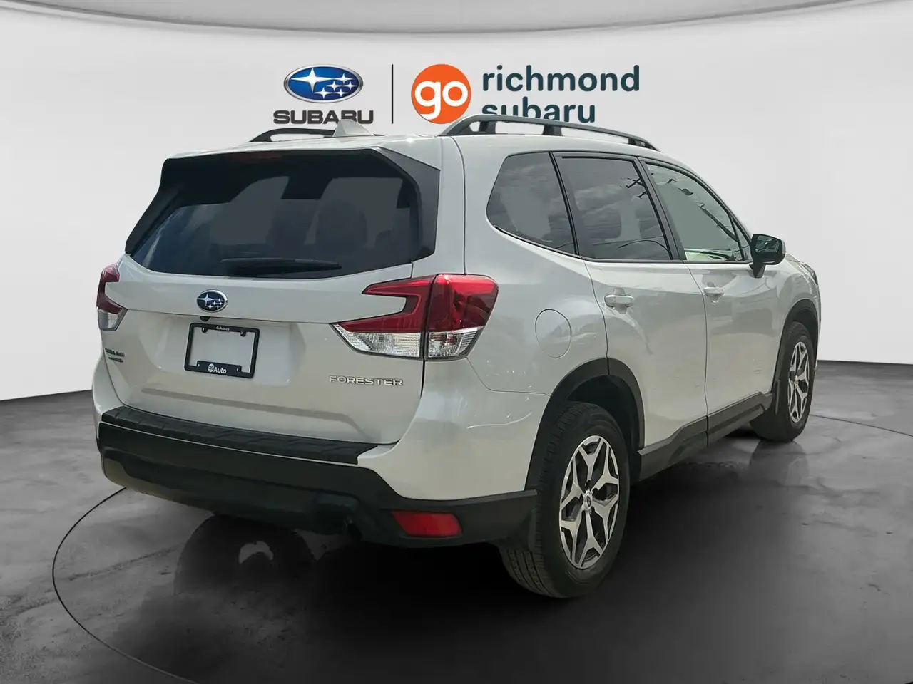Subaru Forester снимка Subaru Forester