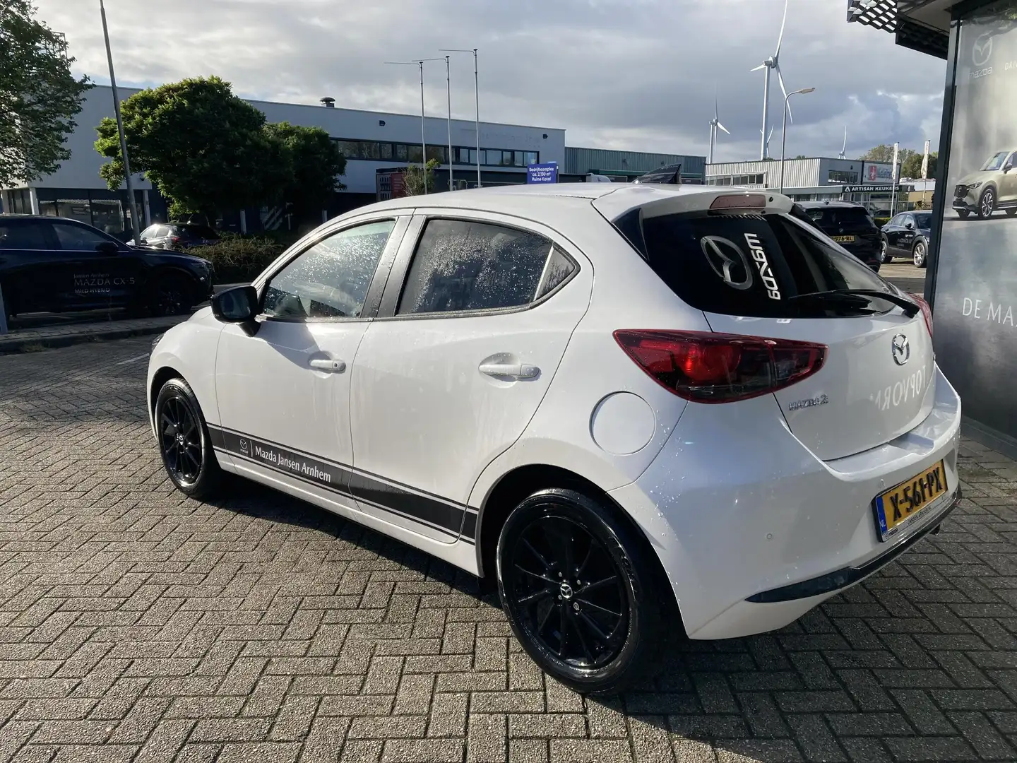Mazda 2 1.5 e-SkyActiv-G 90 Homura , Demovoordeel € 4.090- Wit - 2