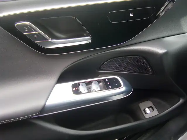 Mercedes-Benz E 300 de T Ö-Edition AMG Anhängevorr. Ansicht 16