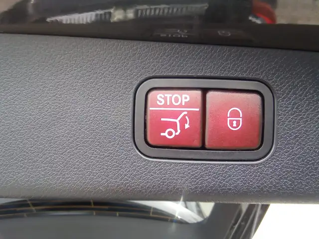 Mercedes-Benz E 300 de T Ö-Edition AMG Anhängevorr. Ansicht 19