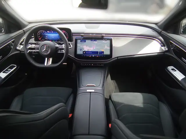 Mercedes-Benz E 300 de T Ö-Edition AMG Anhängevorr. Ansicht 13