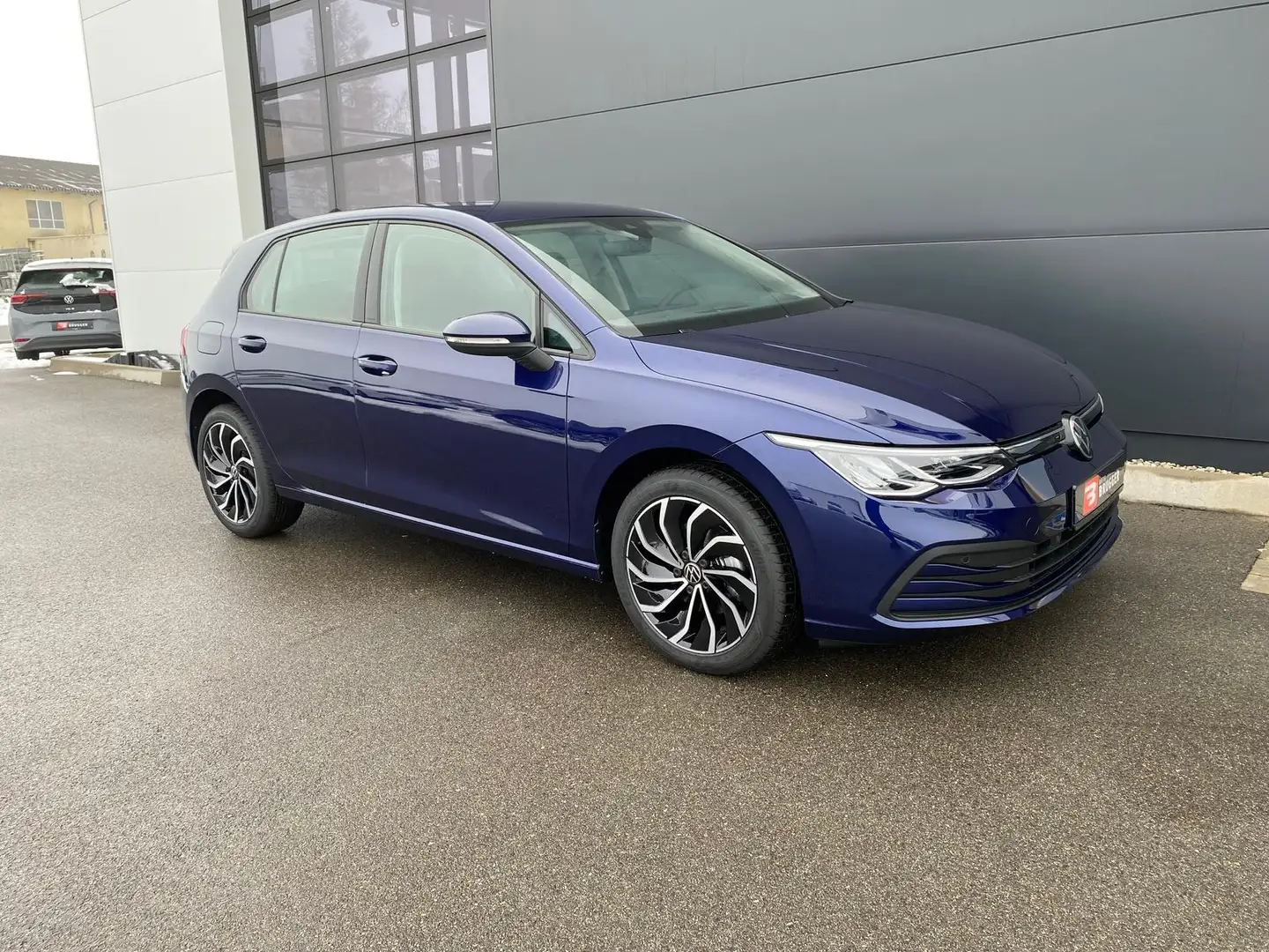 Volkswagen Golf VIII 1.5 TSI LIFE ACC APPLE Shzg Klima PDC Blau - 2