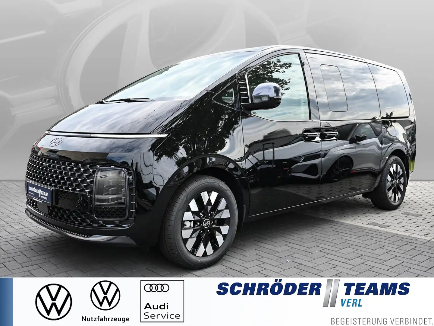 Hyundai Staria Hybrid 1.6 T-GDI 2WD Signature Schwarz - 1