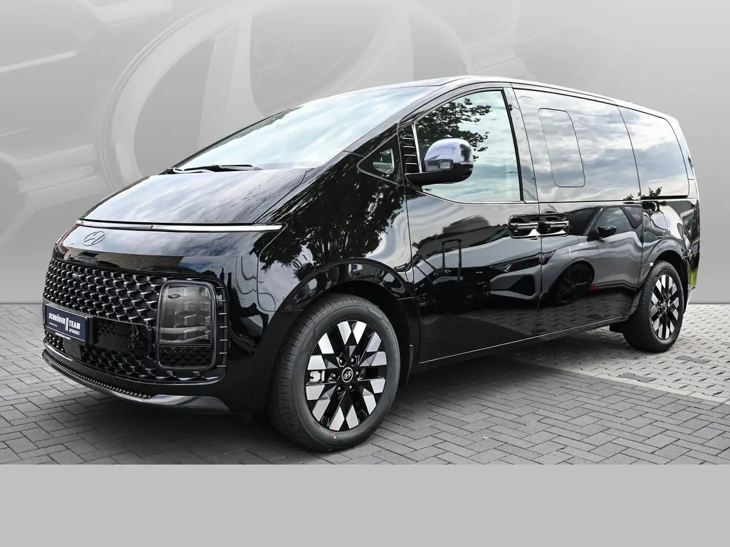 Hyundai STARIA Hybrid 1.6 T-GDI 2WD Signature Zwart - 1