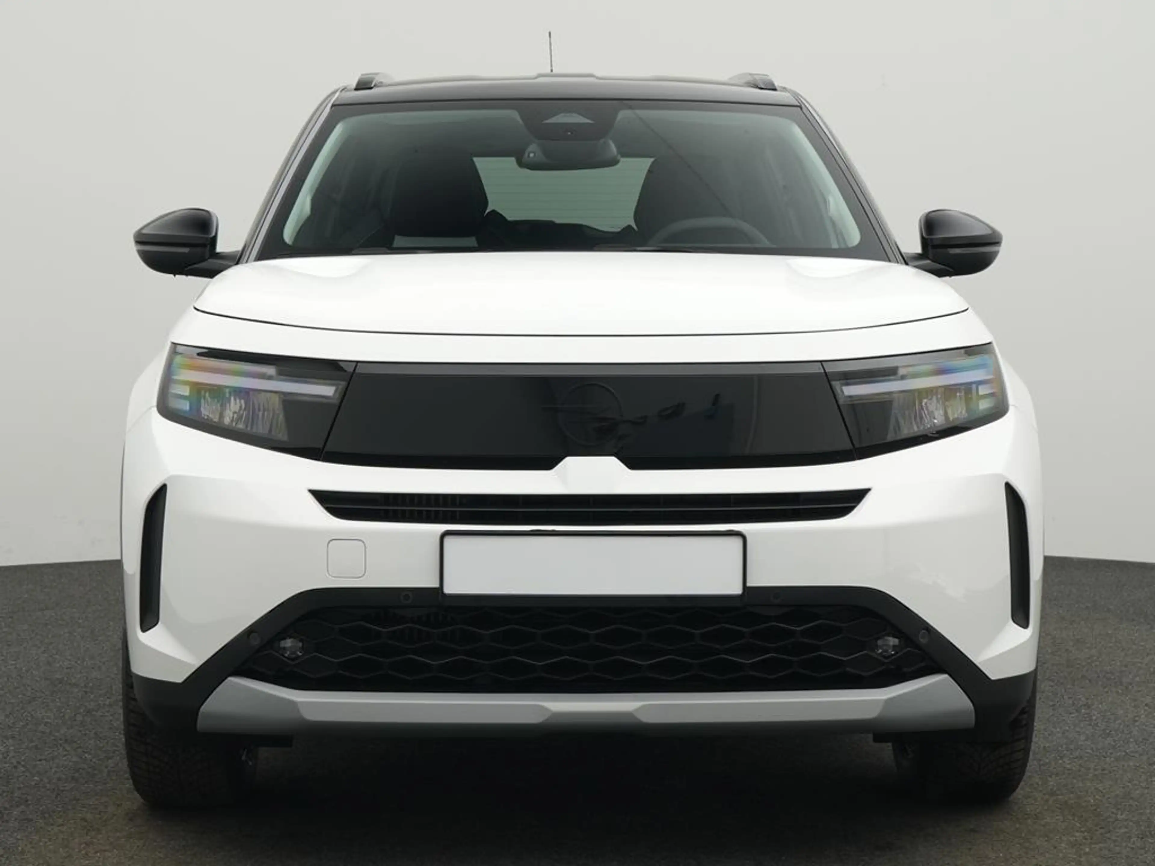 Opel Frontera GS, Hybrid 107kW (145 PS) eDCT6 — photo 3