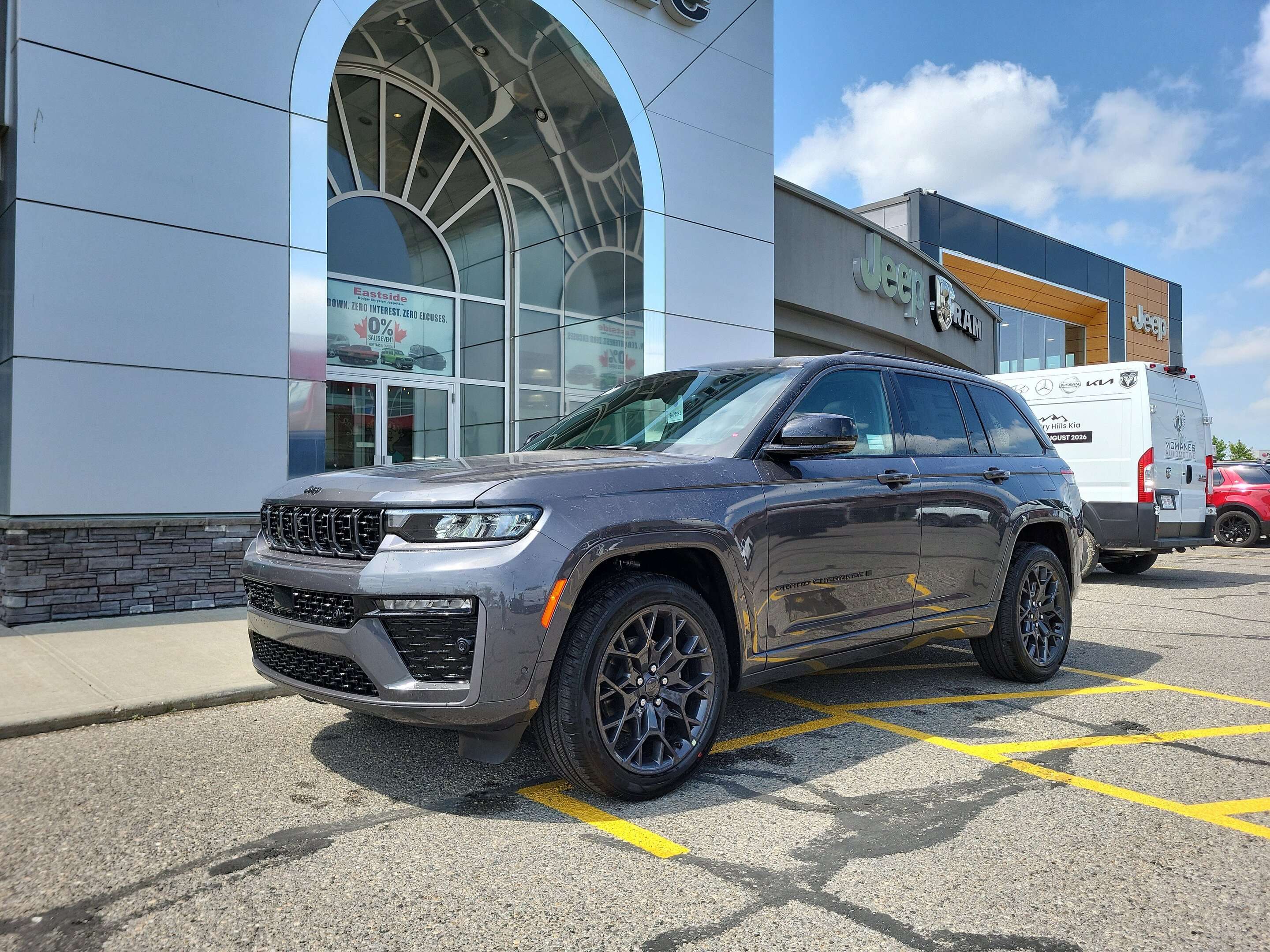 2026 Jeep Grand Cherokee Summit Obsidian Pkg/Advanced Pro Tech Group