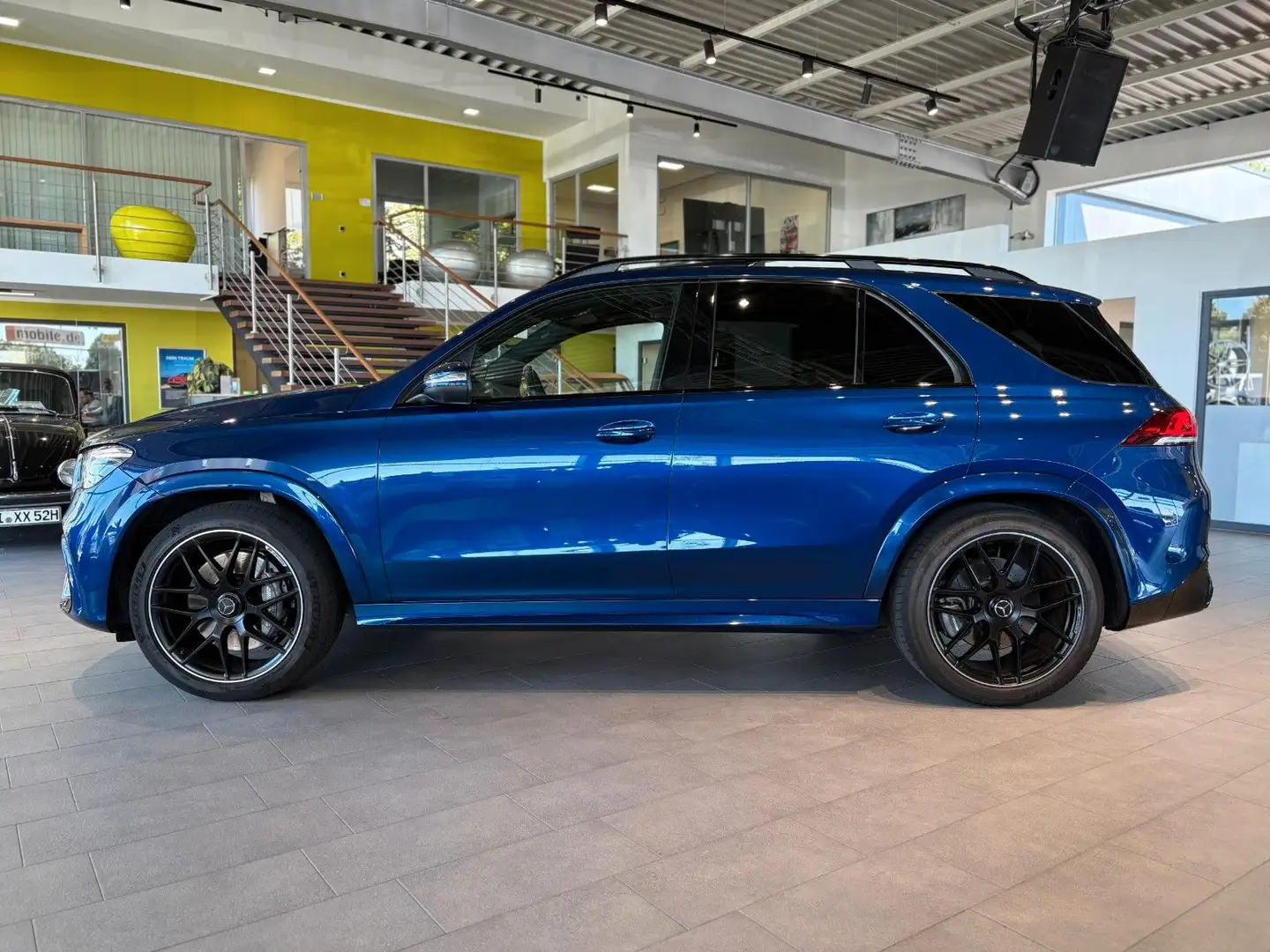 Mercedes-Benz GLE 63 AMG 4Matic+ Burmester*AHK*360° Kam.*Pano* Bleu - 2