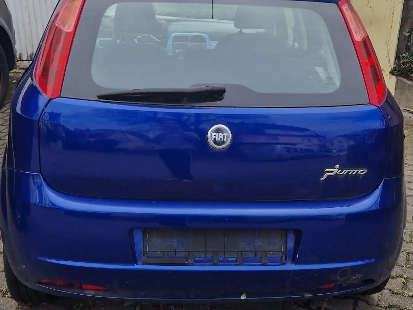 Fiat Grande Punto 1.4 8V Dynamic Blue - 2