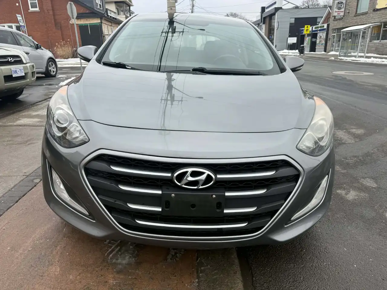Hyundai ELANTRA снимка Hyundai ELANTRA