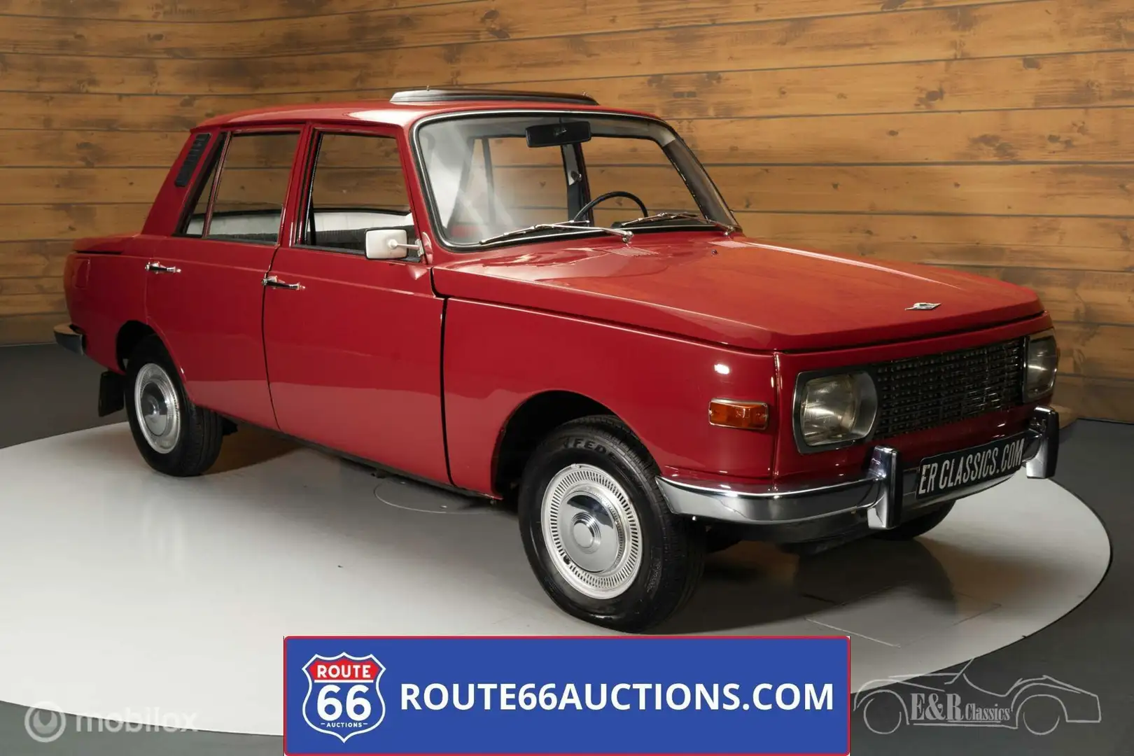 Wartburg 353 1971 | Route 66 auctions Rouge - 1