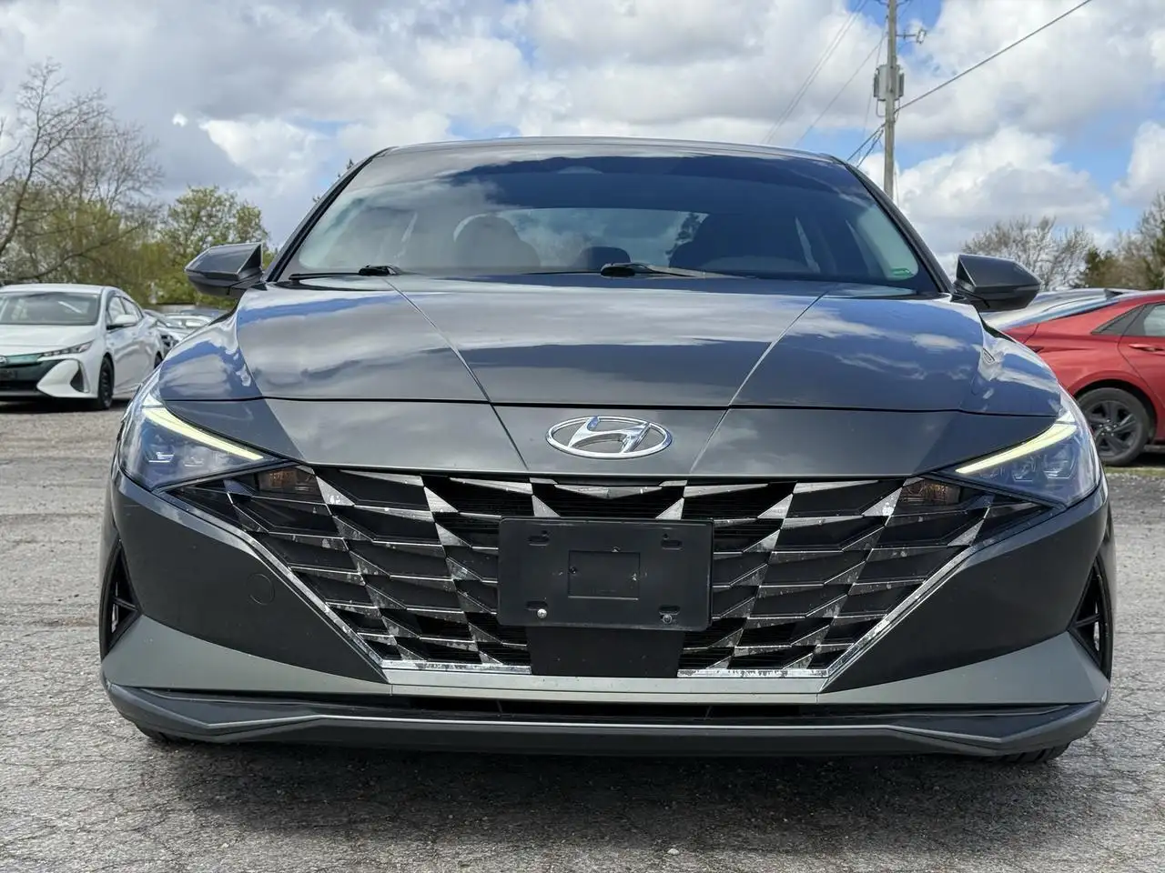 Hyundai ELANTRA снимка Hyundai ELANTRA