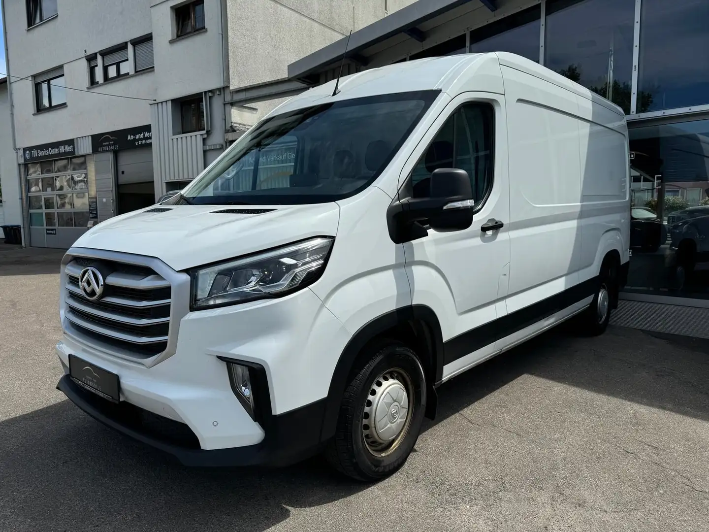Maxus Deliver 9 L3H2 LUXURY 2.0 TDCi LED KAM TEMP CARP Blanco - 2