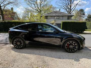 Model Y 72.5 kWh Dual Motor Performance (377 kW)
