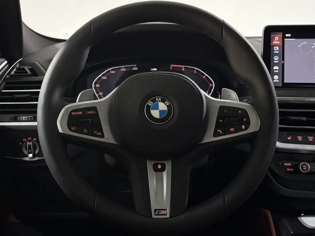 BMW X4 снимка BMW X4