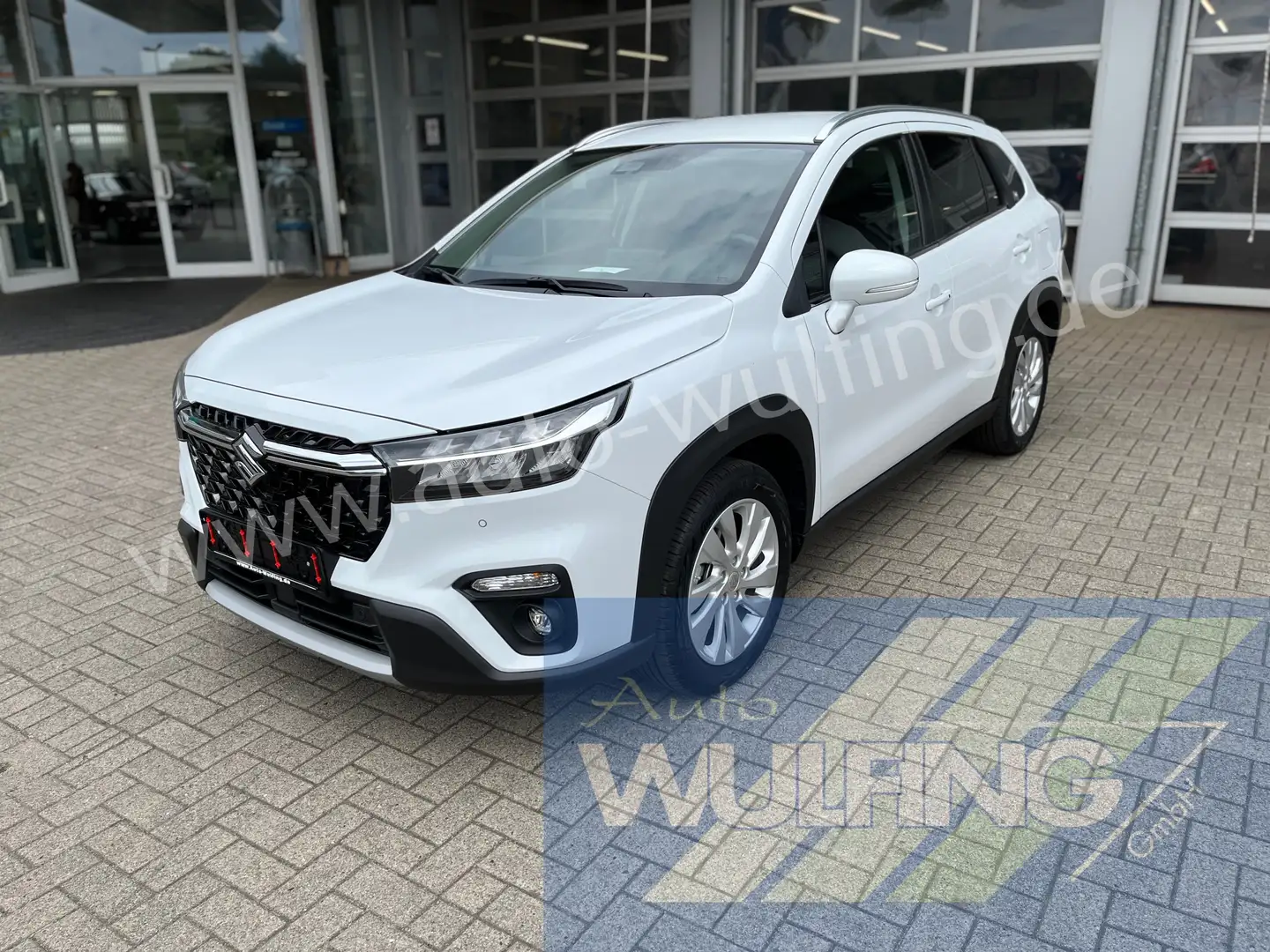 Suzuki 1.5 Dualjet Hybrid 4x4 Comfort Autom. ACC Kamera 8 Білий - 1