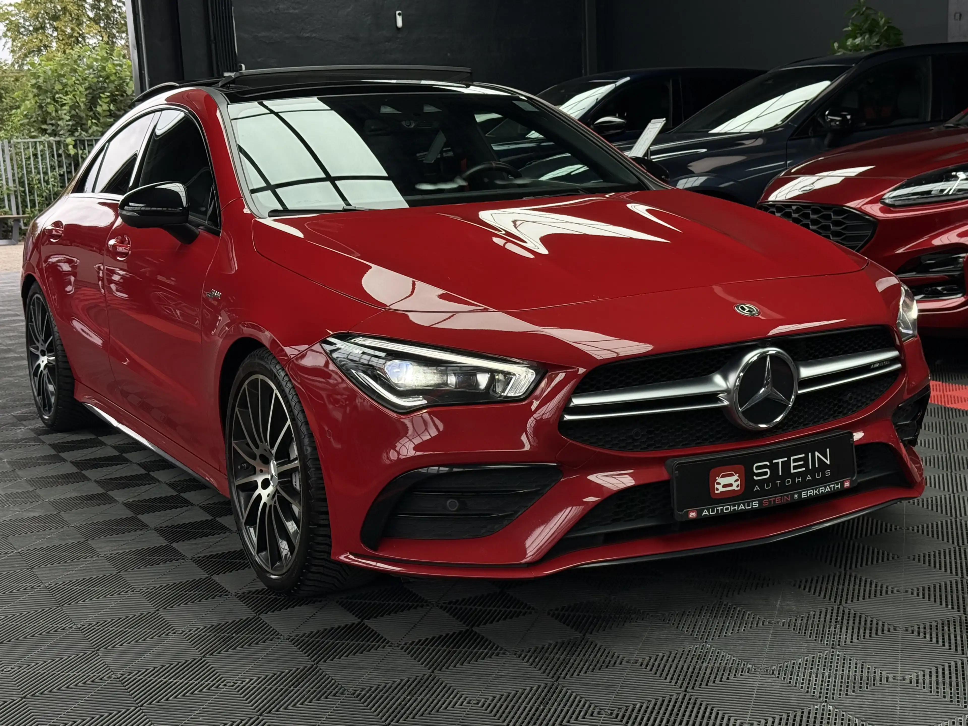 Mercedes-Benz CLA 35 AMG 4Matic Pano 360° Night Paket — photo 6