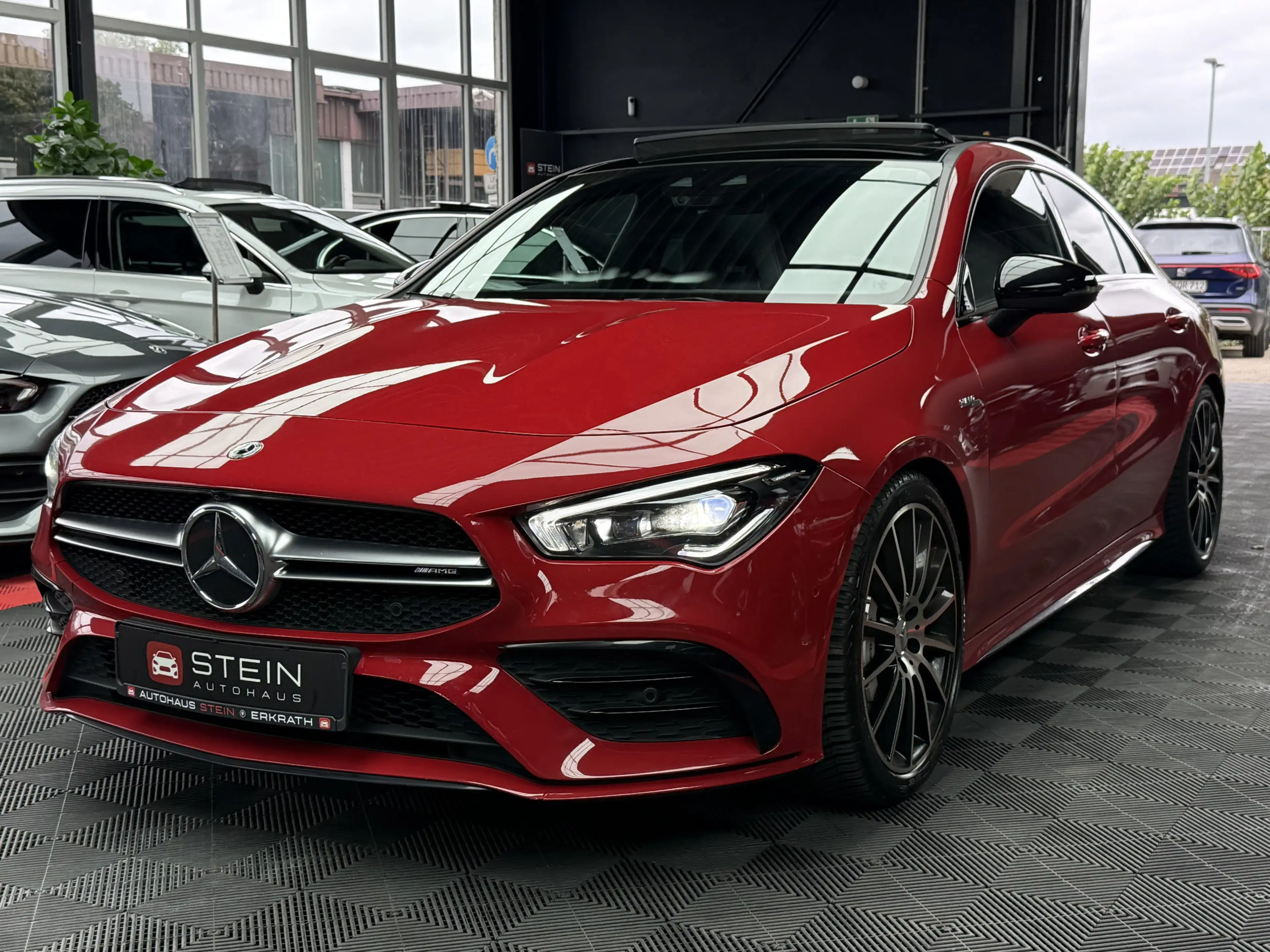 Mercedes-Benz CLA 35 AMG 4Matic   Pano   360°   Night Paket