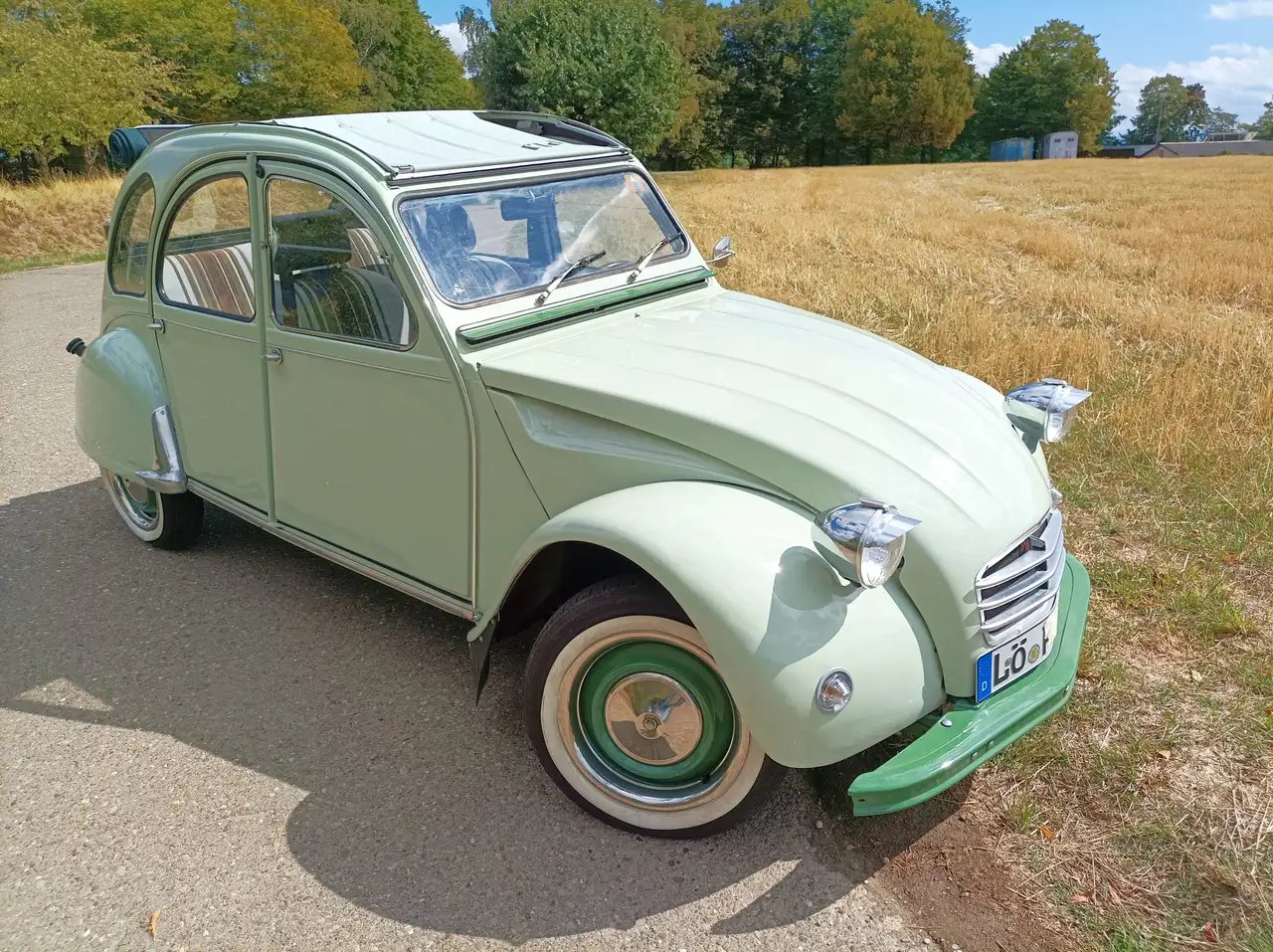 Citroen 2CV 2 CV Ente Grün, foto 1