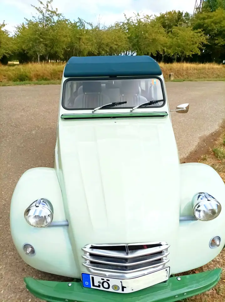 Citroen 2CV 2 CV Ente Grün, foto 3
