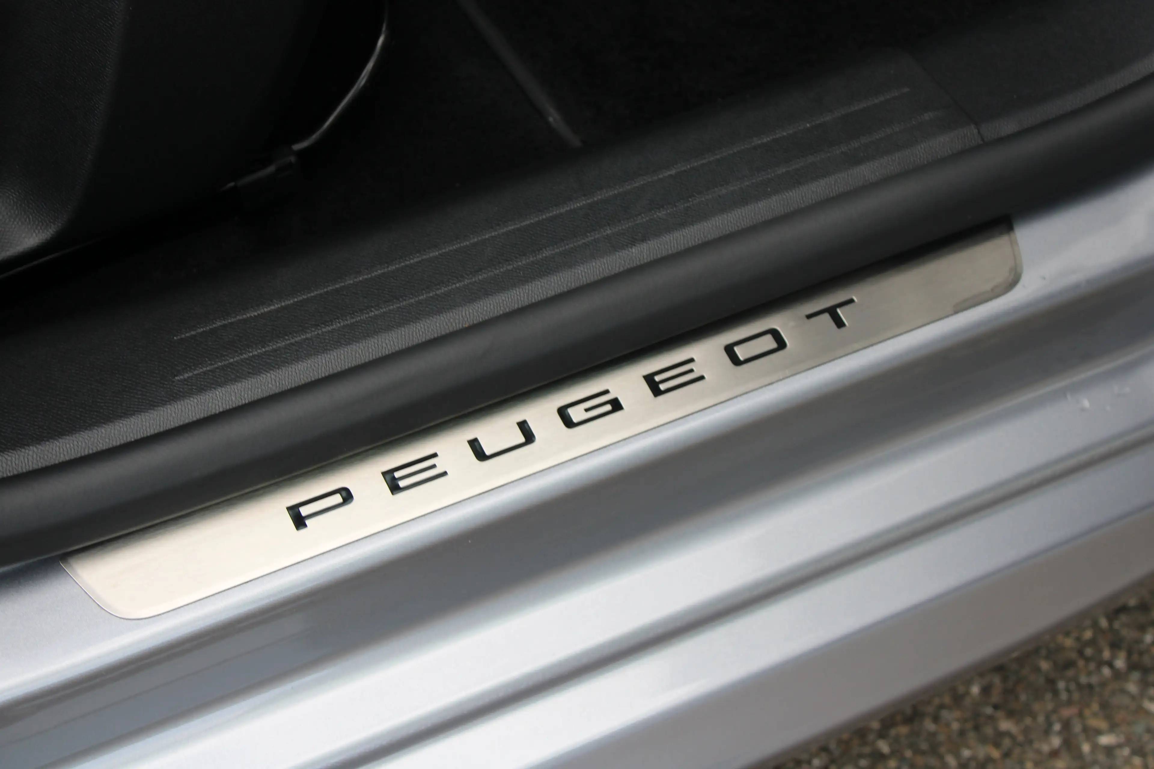 Peugeot e-208 EV GT 51 kWh | Fase 3 laden | SOH 96% | Luxe stoel — photo 6