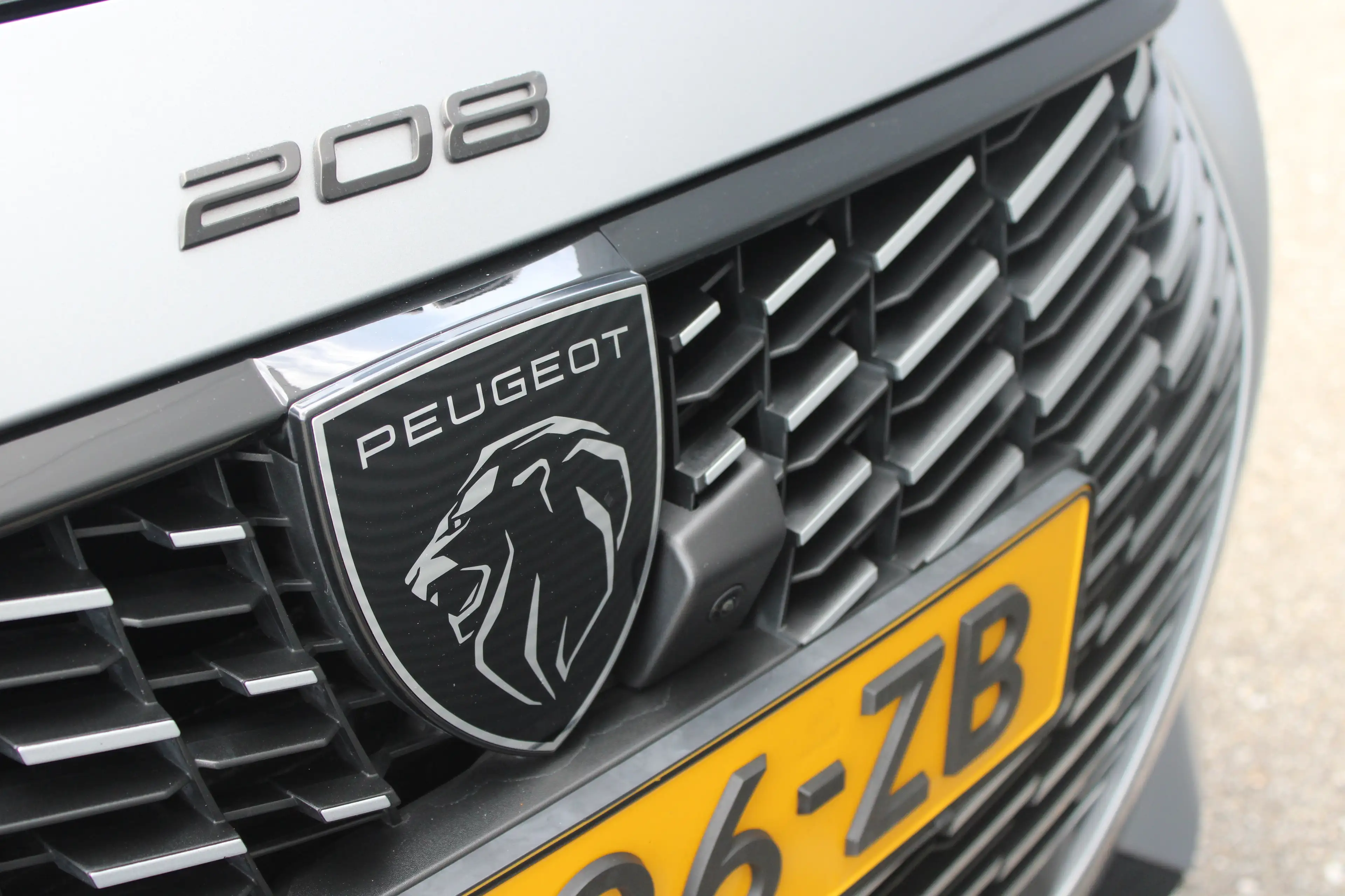 Peugeot e-208 EV GT 51 kWh | Fase 3 laden | SOH 96% | Luxe stoel — photo 8