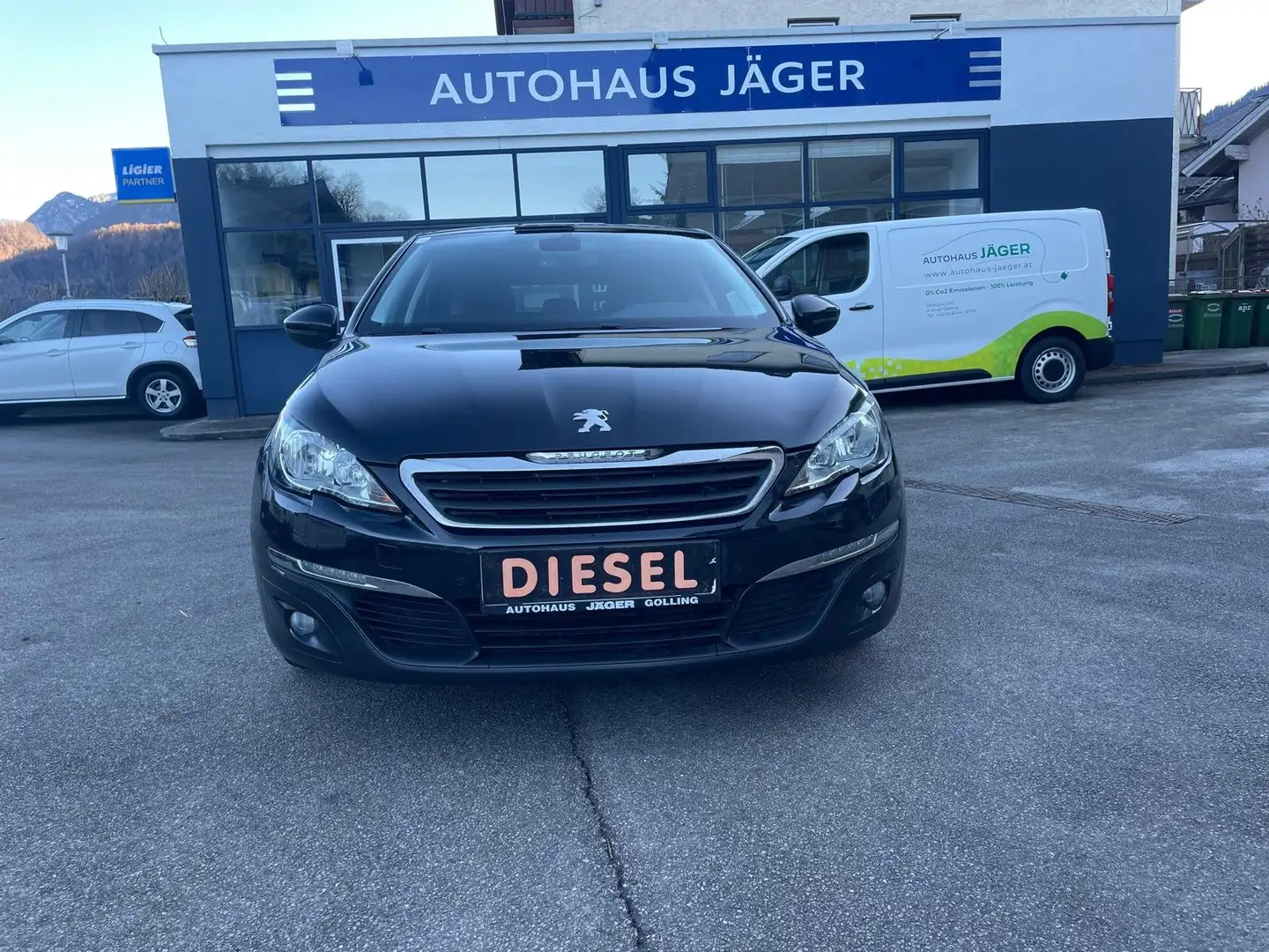 Peugeot 308 308 SW 1,6 BHDI Allure S Schwarz - 1