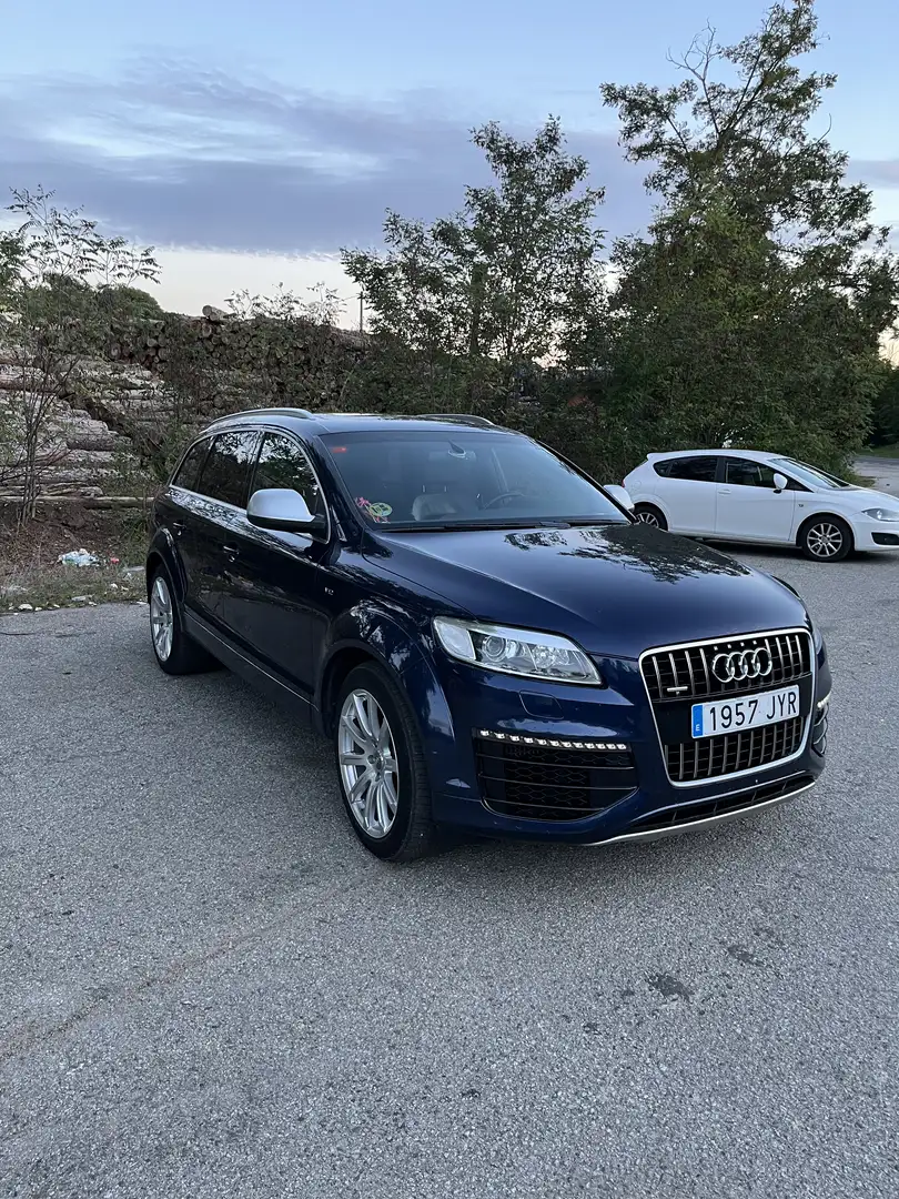 Audi Q7 6.0TDI Tiptronic - 2