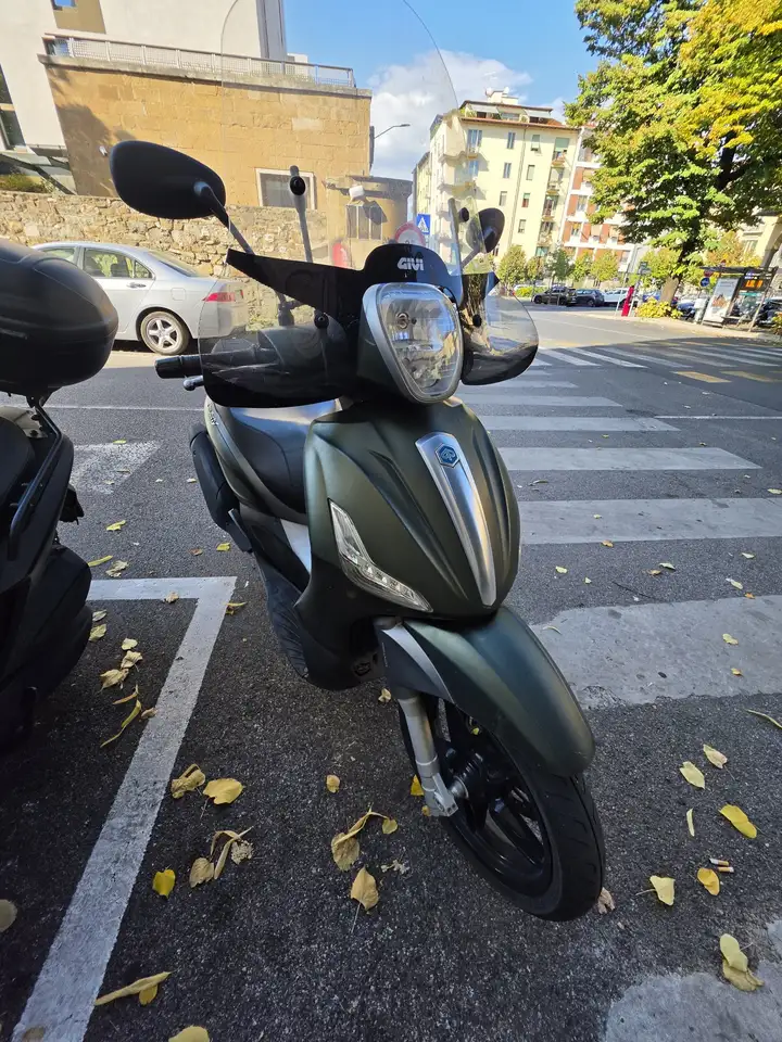 Piaggio Beverly 350