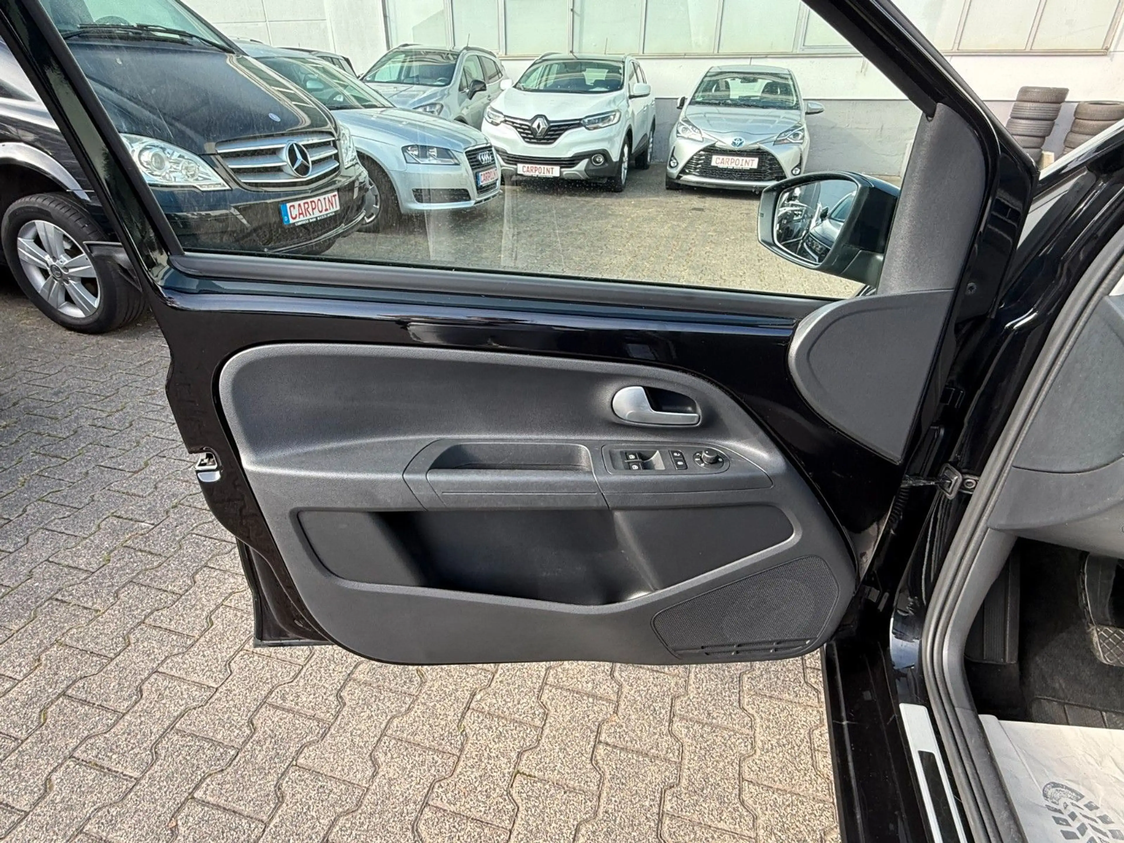 Volkswagen up! join 1.HAND/KLIMAAUTOMATIK/SHZ/PDC/90 PS — photo 9
