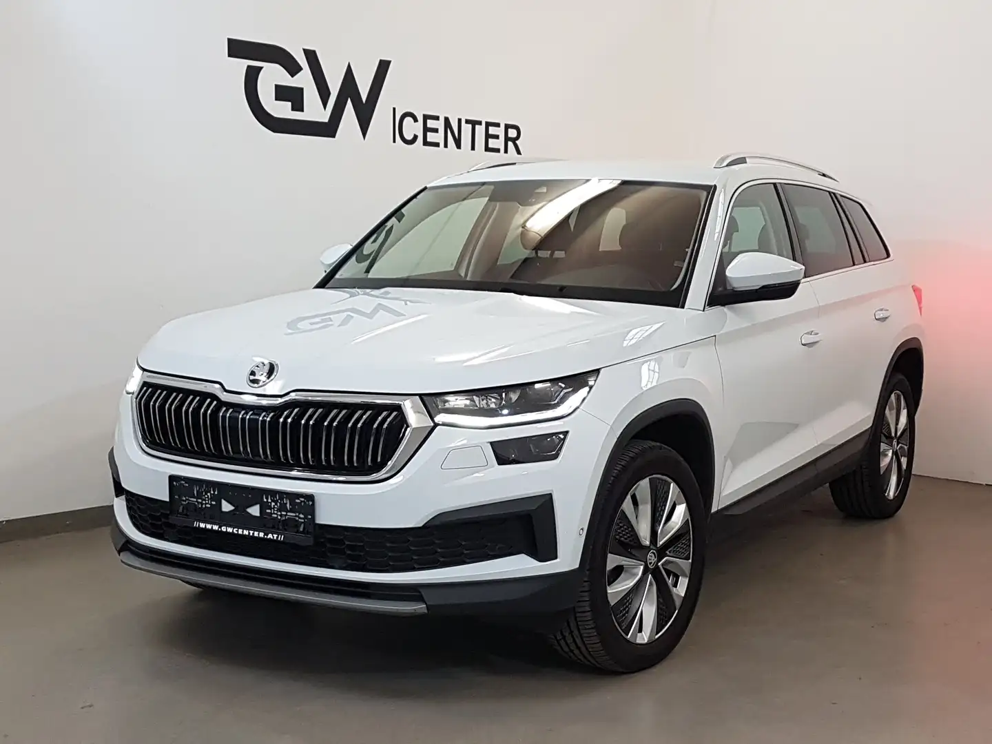 Skoda Kodiaq 2,0 TDI DSG Faceliftmodell ACC AHK Travel Assist H Weiß - 1