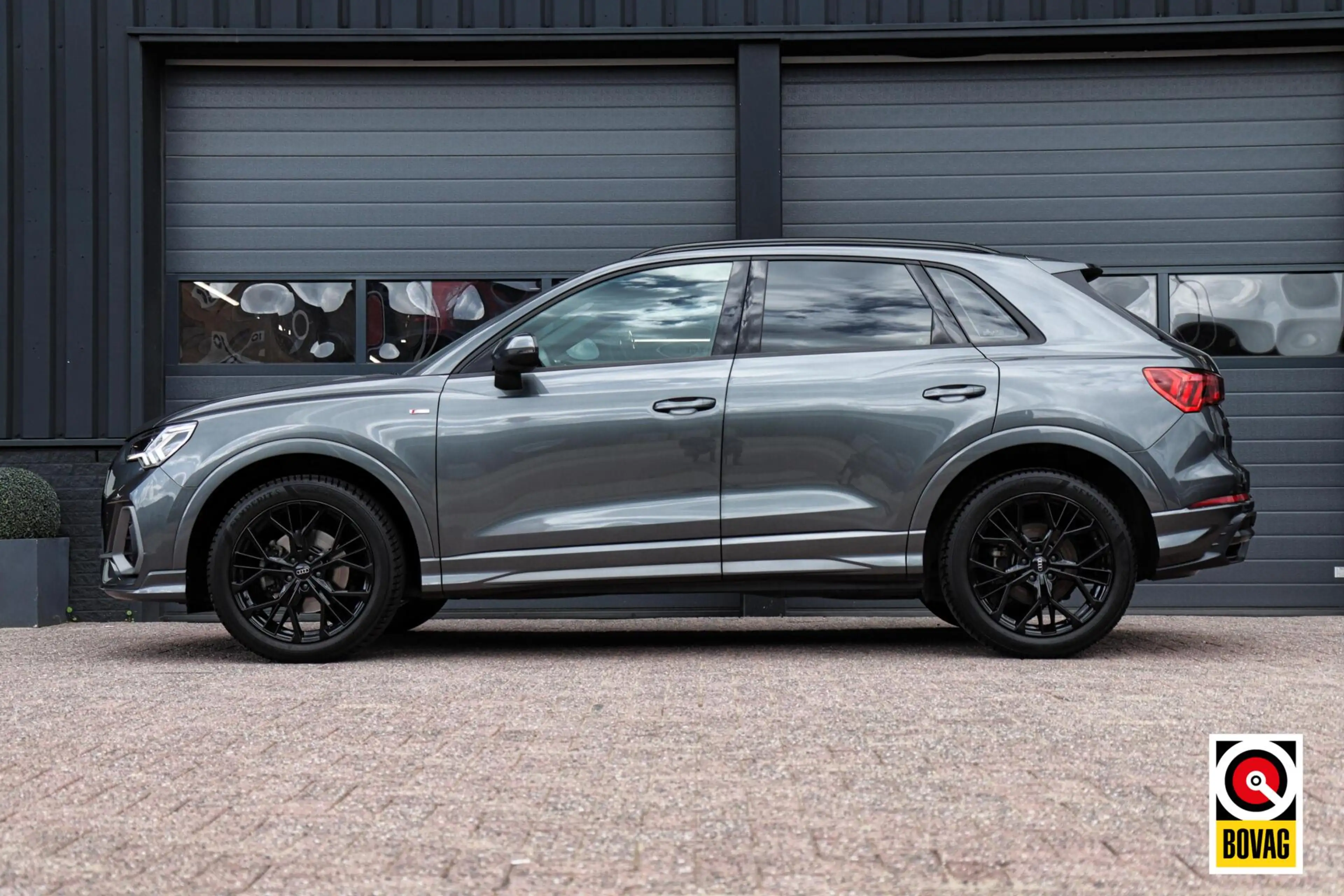 Audi Q3 35 TFSI 2x S-Line |LED|CRUISE|NAVI|PDC V+A|DODE-HO — photo 2